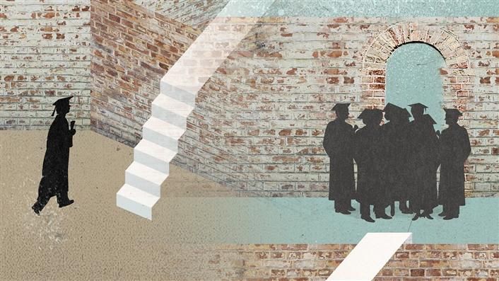Community Colleges and Student Success: Models for Comprehensive Reform
